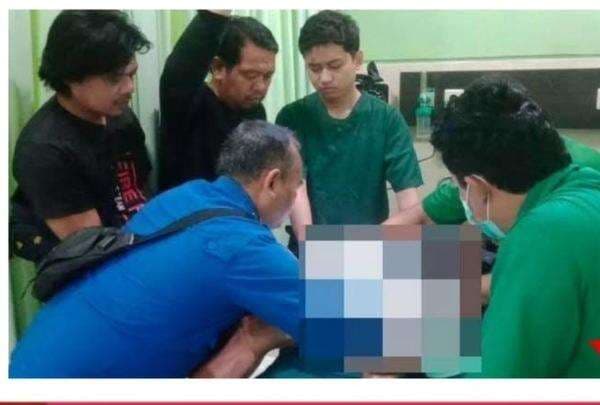 Waduh, Kakek Ini Minta Bantuan Damkar untuk Melepaskan Paralon dari Alat Vitalnya Waduh, Kakek Ini Minta Bantuan Damkar untuk Melepaskan Paralon dari Alat Vitalnya