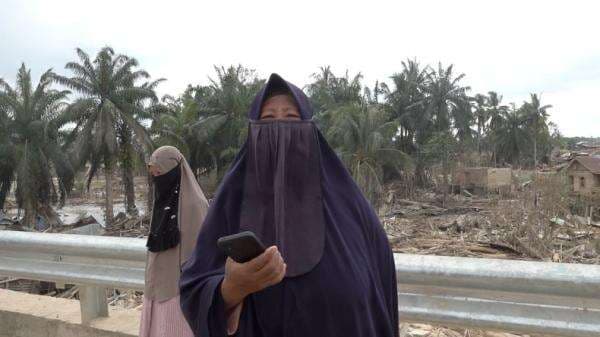 Dikunjungi Prabowo, Warga Aceh Tamiang Sampaikan Distribusi Bantuan Mulai Membaik Dikunjungi Prabowo, Warga Aceh Tamiang Sampaikan Distribusi Bantuan Mulai Membaik