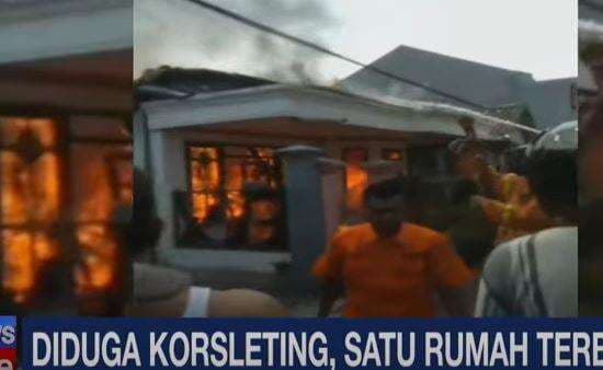 Kebakaran Rumah di Permukiman Padat Pasuruan, Diduga Korsleting Listrik Kebakaran Rumah di Permukiman Padat Pasuruan, Diduga Korsleting Listrik