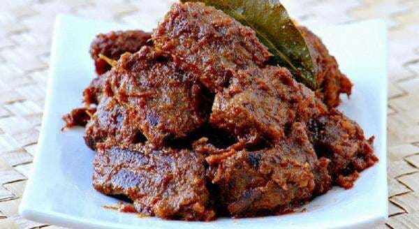 7 Kesalahan Umum Saat Memasak Rendang Lebaran, Bikin Alot dan Keras! 7 Kesalahan Umum Saat Memasak Rendang Lebaran, Bikin Alot dan Keras!