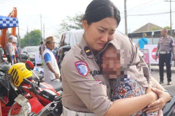 Keluarga Korban Minta Tragedi Ponpes Al Khoziny Diusut: Kami Ingin Kepastian dan Keadilan Keluarga Korban Minta Tragedi Ponpes Al Khoziny Diusut: Kami Ingin Kepastian dan Keadilan