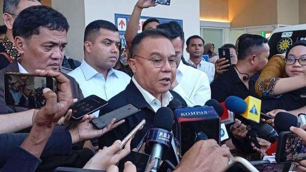 Dasco Ungkap Terduga Pelaku Ledakan SMAN 72 Jakarta Berusia 17 Tahun Dasco Ungkap Terduga Pelaku Ledakan SMAN 72 Jakarta Berusia 17 Tahun