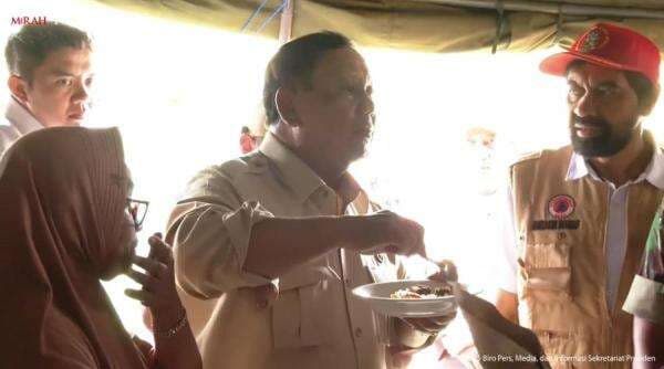 Prabowo Targetkan Jembatan di Aceh Dua Minggu Kembali Bisa Digunakan Usai Banjir dan Longsor Prabowo Targetkan Jembatan di Aceh Dua Minggu Kembali Bisa Digunakan Usai Banjir dan Longsor