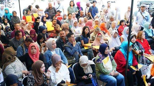 Warga Garut Antusias Manfaatkan Pelayanan Paspor Simpatik dari Kementerian Imipas RI Warga Garut Antusias Manfaatkan Pelayanan Paspor Simpatik dari Kementerian Imipas RI