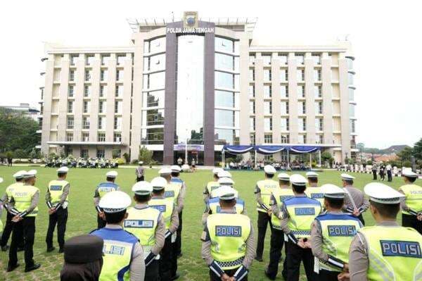 Operasi Zebra Candi 2025 Dimulai Hari Ini, Polda Jateng Kerahkan 2.478 Personel Operasi Zebra Candi 2025 Dimulai Hari Ini, Polda Jateng Kerahkan 2.478 Personel