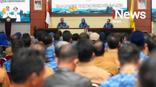 Kades dan Lurah Dilibatkan Sukseskan Program 100 Kerja Bupati Gowa Kades dan Lurah Dilibatkan Sukseskan Program 100 Kerja Bupati Gowa