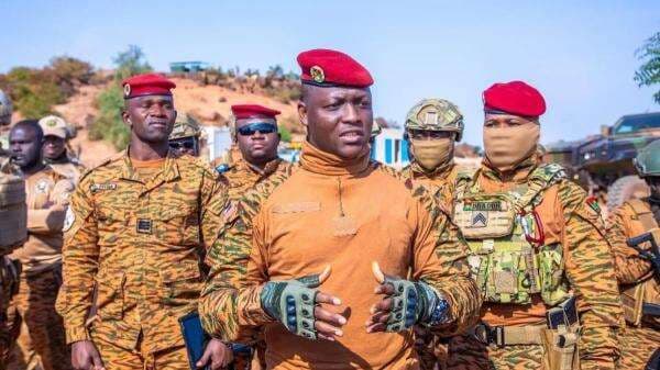 8 Kesamaan Ibrahim Traore dengan Muammar Gaddafi yang Ditakuti Barat 8 Kesamaan Ibrahim Traore dengan Muammar Gaddafi yang Ditakuti Barat