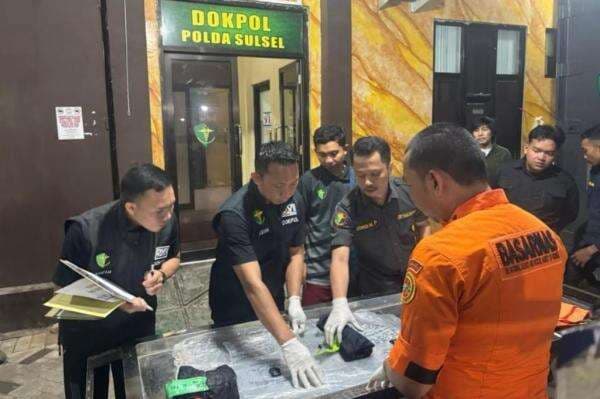 Operasi Pencarian Korban Pesawat ATR 42-500, Tim SAR Temukan Bagian Tubuh Operasi Pencarian Korban Pesawat ATR 42-500, Tim SAR Temukan Bagian Tubuh