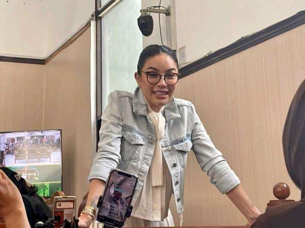 BPOM Tolak Jadi Saksi Ahli, Nikita Mirzani Murka! BPOM Tolak Jadi Saksi Ahli, Nikita Mirzani Murka!