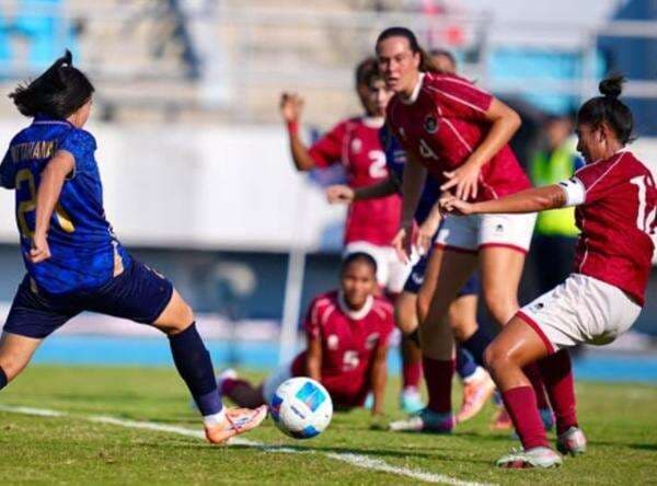 Hasil Timnas Putri Indonesia vs Thailand di Babak Pertama: Garuda Pertiwi Tertinggal 0-2 Hasil Timnas Putri Indonesia vs Thailand di Babak Pertama: Garuda Pertiwi Tertinggal 0-2