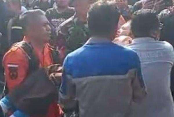 58 Siswa SMPN 1 Cisarua Keracunan Diduga usai Makan Menu MBG 58 Siswa SMPN 1 Cisarua Keracunan Diduga usai Makan Menu MBG