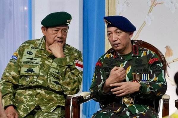 Viral SBY Tak Salami Kapolri saat HUT ke-80 TNI di Monas, Ini Penjelasan Demokrat Viral SBY Tak Salami Kapolri saat HUT ke-80 TNI di Monas, Ini Penjelasan Demokrat