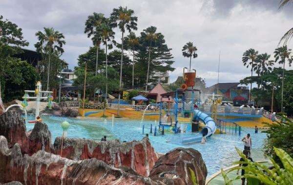 6 Tempat Renang Seru di Bogor yang Wajib Dikunjungi Akhir Pekan Ini! 6 Tempat Renang Seru di Bogor yang Wajib Dikunjungi Akhir Pekan Ini!