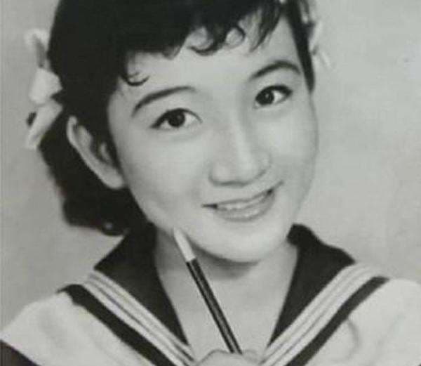 Kisah Pilu Istri ke-5 Soekarno Asal Jepang Sakiko Kanase yang Meninggal Karena Bunuh Diri Kisah Pilu Istri ke-5 Soekarno Asal Jepang Sakiko Kanase yang Meninggal Karena Bunuh Diri