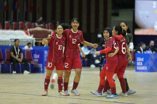 Luis Estrela Ungkap Kunci Timnas Futsal Putri Indonesia Lolos Semifinal SEA Games 2025 Luis Estrela Ungkap Kunci Timnas Futsal Putri Indonesia Lolos Semifinal SEA Games 2025