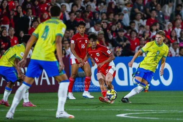 Terungkap! Ini Biang Kerok Timnas Indonesia U-17 Dibantai Brasil 0-4 di Piala Dunia U-17 2025 Terungkap! Ini Biang Kerok Timnas Indonesia U-17 Dibantai Brasil 0-4 di Piala Dunia U-17 2025