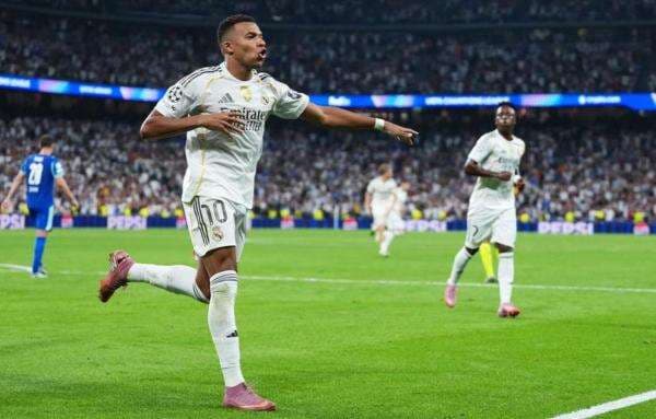 Xabi Alonso Ungkap Kunci Sukses Real Madrid Menang atas Marseille dengan 10 Pemain Xabi Alonso Ungkap Kunci Sukses Real Madrid Menang atas Marseille dengan 10 Pemain