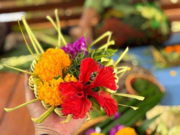 Makna Filosofis dari Canang Sari, Tak Sekadar Indah Dipandang Makna Filosofis dari Canang Sari, Tak Sekadar Indah Dipandang