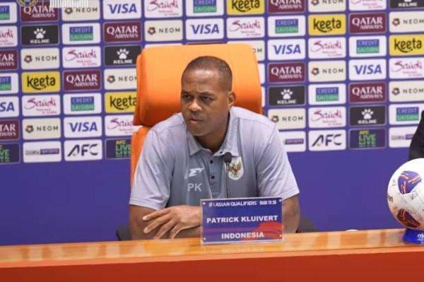 Patrick Kluivert: Jangan Ragukan Mental Timnas Indonesia Patrick Kluivert: Jangan Ragukan Mental Timnas Indonesia