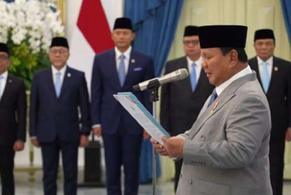 Prabowo Dorong Komisi Percepatan Reformasi Polri Bekerja Taktis dan Transparan, Minta Laporan Periodik Prabowo Dorong Komisi Percepatan Reformasi Polri Bekerja Taktis dan Transparan, Minta Laporan Periodik