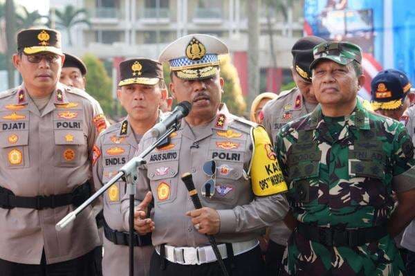 Kakorlantas Gandeng Ojol 'Raja Jalanan' Jadi Duta Keselamatan Lalin Kakorlantas Gandeng Ojol 'Raja Jalanan' Jadi Duta Keselamatan Lalin