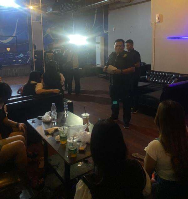 Pemandu Karaoke dan Pengunjung Tempat Hiburan Malam di Kendal di Tes Urine Pemandu Karaoke dan Pengunjung Tempat Hiburan Malam di Kendal di Tes Urine