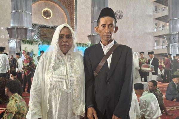 Cerita Lansia Ikut Nikah Massal di Istiqlal, dari Acara Dangdutan Berujung Pelaminan Cerita Lansia Ikut Nikah Massal di Istiqlal, dari Acara Dangdutan Berujung Pelaminan