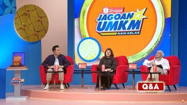 Keseruan Kompetisi Shopee Jagoan UMKM Naik Kelas Episode 3, Persaingan Makin Sengit dan Penuh Ide Kreatif Keseruan Kompetisi Shopee Jagoan UMKM Naik Kelas Episode 3, Persaingan Makin Sengit dan Penuh Ide Kreatif