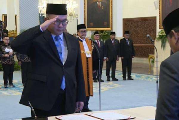 Breaking News: Prabowo Lantik Arif Satria Jadi Kepala BRIN Breaking News: Prabowo Lantik Arif Satria Jadi Kepala BRIN