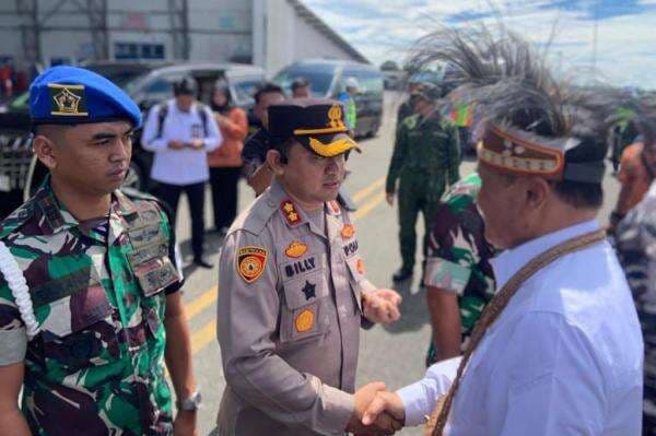 Menko Polkam dan Kepala BIN Datang ke Papua, Ada Apa? Menko Polkam dan Kepala BIN Datang ke Papua, Ada Apa?
