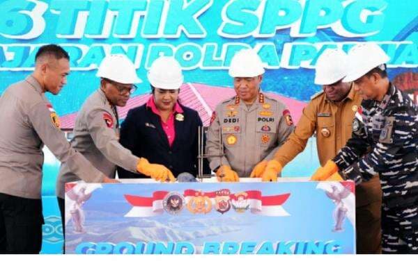 Polri Groundbreaking 6 SPPG Baru di Papua, Wakapolri: Ini Investasi Pelayanan untuk Rakyat Polri Groundbreaking 6 SPPG Baru di Papua, Wakapolri: Ini Investasi Pelayanan untuk Rakyat