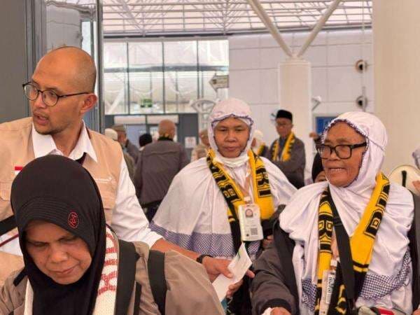 Kemenhaj Imbau Jamaah Haji Patuhi Ketentuan Penerbangan Pulang Kemenhaj Imbau Jamaah Haji Patuhi Ketentuan Penerbangan Pulang