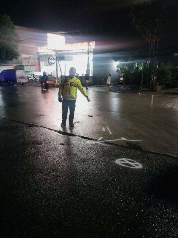 Duka di Jalan Raya Kepatihan: Seorang Ibu Rumah Tangga Meninggal Diseruduk Truk Tronton Duka di Jalan Raya Kepatihan: Seorang Ibu Rumah Tangga Meninggal Diseruduk Truk Tronton