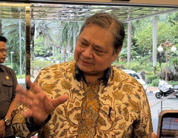 Airlangga Optimistis Status Bursa Saham Indonesia Segera Pulih Airlangga Optimistis Status Bursa Saham Indonesia Segera Pulih