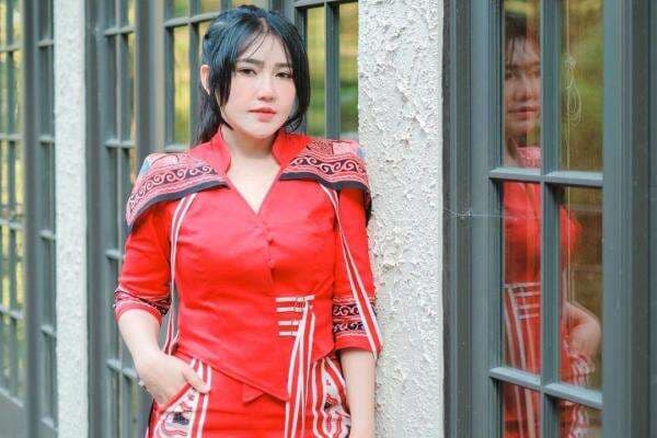 Via Vallen Kena Body Shaming setelah Melahirkan: Jahat Banget Cangkemnya! Via Vallen Kena Body Shaming setelah Melahirkan: Jahat Banget Cangkemnya!