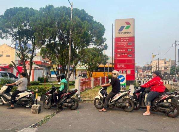 Harga Pertamax Naik Jadi Rp16.250 per Liter, Pertamina: Sesuai yang Ditetapkan Pemerintah Harga Pertamax Naik Jadi Rp16.250 per Liter, Pertamina: Sesuai yang Ditetapkan Pemerintah