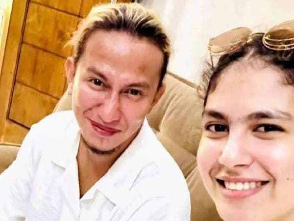 Geger! Habib Bahar Bin Smith Ngaku Duda sebelum Menikah Siri dengan Helwa Bachmid Geger! Habib Bahar Bin Smith Ngaku Duda sebelum Menikah Siri dengan Helwa Bachmid