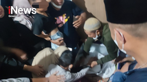 Kisah Tukang Ojek Asal Gowa yang Tewas di Papua, Tinggalkan 4 Anak dan Duka Mendalam Kisah Tukang Ojek Asal Gowa yang Tewas di Papua, Tinggalkan 4 Anak dan Duka Mendalam