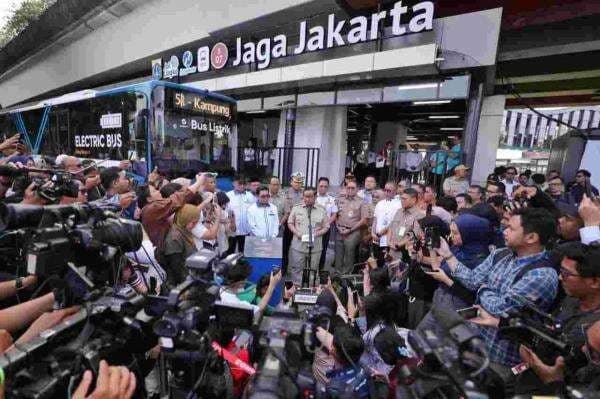 Imbas Demo Rusuh, Pramono Sebut Revitalisasi JPO dan Lift Rusak Habiskan Rp20 Miliar Imbas Demo Rusuh, Pramono Sebut Revitalisasi JPO dan Lift Rusak Habiskan Rp20 Miliar