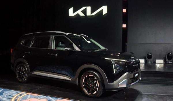 Ambil Alih Pengelolaan Merek di Indonesia, Kia Luncurkan Carens Terbaru Ambil Alih Pengelolaan Merek di Indonesia, Kia Luncurkan Carens Terbaru