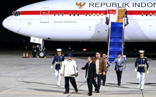 Presiden Prabowo Tiba di Tanah Air Usai Lawatan Sehari ke Australia Presiden Prabowo Tiba di Tanah Air Usai Lawatan Sehari ke Australia
