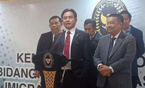 Yusril Sebut Otak Bom Bali Hambali Bakal Disidang November di AS Yusril Sebut Otak Bom Bali Hambali Bakal Disidang November di AS