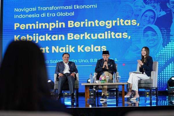 Sandiaga Uno Nilai Indonesia Masih Punya Peluang Percepat Pertumbuhkan Ekonomi Sandiaga Uno Nilai Indonesia Masih Punya Peluang Percepat Pertumbuhkan Ekonomi