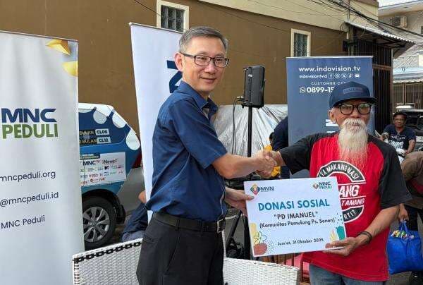 MNC Vision Networks dan MNC Peduli Tebar Kebaikan untuk Lansia Pemulung di Pasar Senen MNC Vision Networks dan MNC Peduli Tebar Kebaikan untuk Lansia Pemulung di Pasar Senen