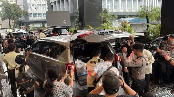 5 Fakta Kantor Pusat DJP Digeledah KPK Terkait Dugaan Korupsi Pegawai Pajak 5 Fakta Kantor Pusat DJP Digeledah KPK Terkait Dugaan Korupsi Pegawai Pajak