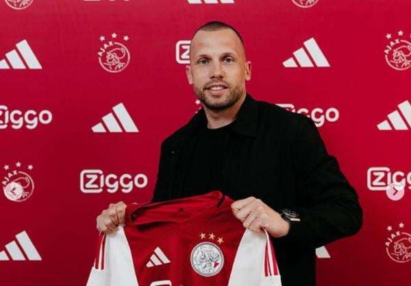 John Heitinga Resmi Tolak Tawaran Latih Timnas Indonesia! John Heitinga Resmi Tolak Tawaran Latih Timnas Indonesia!