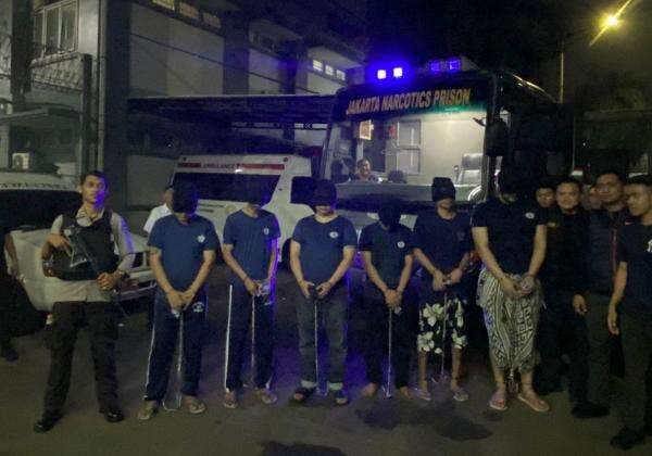 Ammar Zoni Dipindahkan ke Lapas Super Maksimum Nusakambangan Ammar Zoni Dipindahkan ke Lapas Super Maksimum Nusakambangan