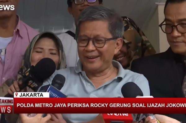 Roy Suryo cs Teliti Ijazah Jokowi, Rocky Gerung: Pidananya di Mana? Roy Suryo cs Teliti Ijazah Jokowi, Rocky Gerung: Pidananya di Mana?