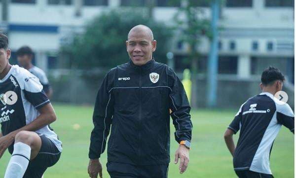 Kata-Kata Menyentuh Nova Arianto ke Pemain Timnas Indonesia U-17 Jelang Piala Dunia U-17 2025: Tetap Enjoy, Nikmati Pertandingan Kata-Kata Menyentuh Nova Arianto ke Pemain Timnas Indonesia U-17 Jelang Piala Dunia U-17 2025: Tetap Enjoy, Nikmati Pertandingan