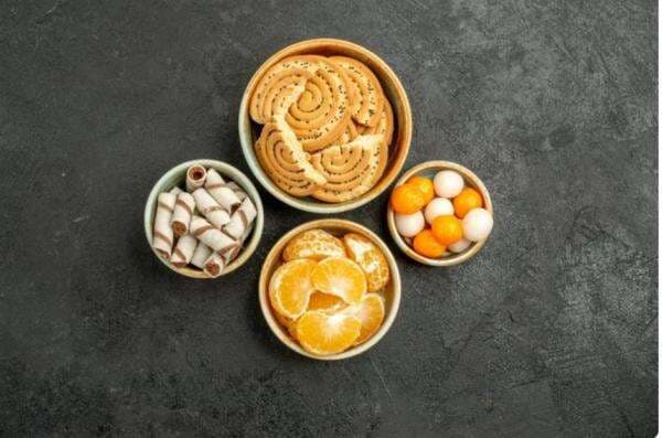 10 Makanan Imlek yang Melambangkan Keberuntungan dan Kemakmuran 10 Makanan Imlek yang Melambangkan Keberuntungan dan Kemakmuran